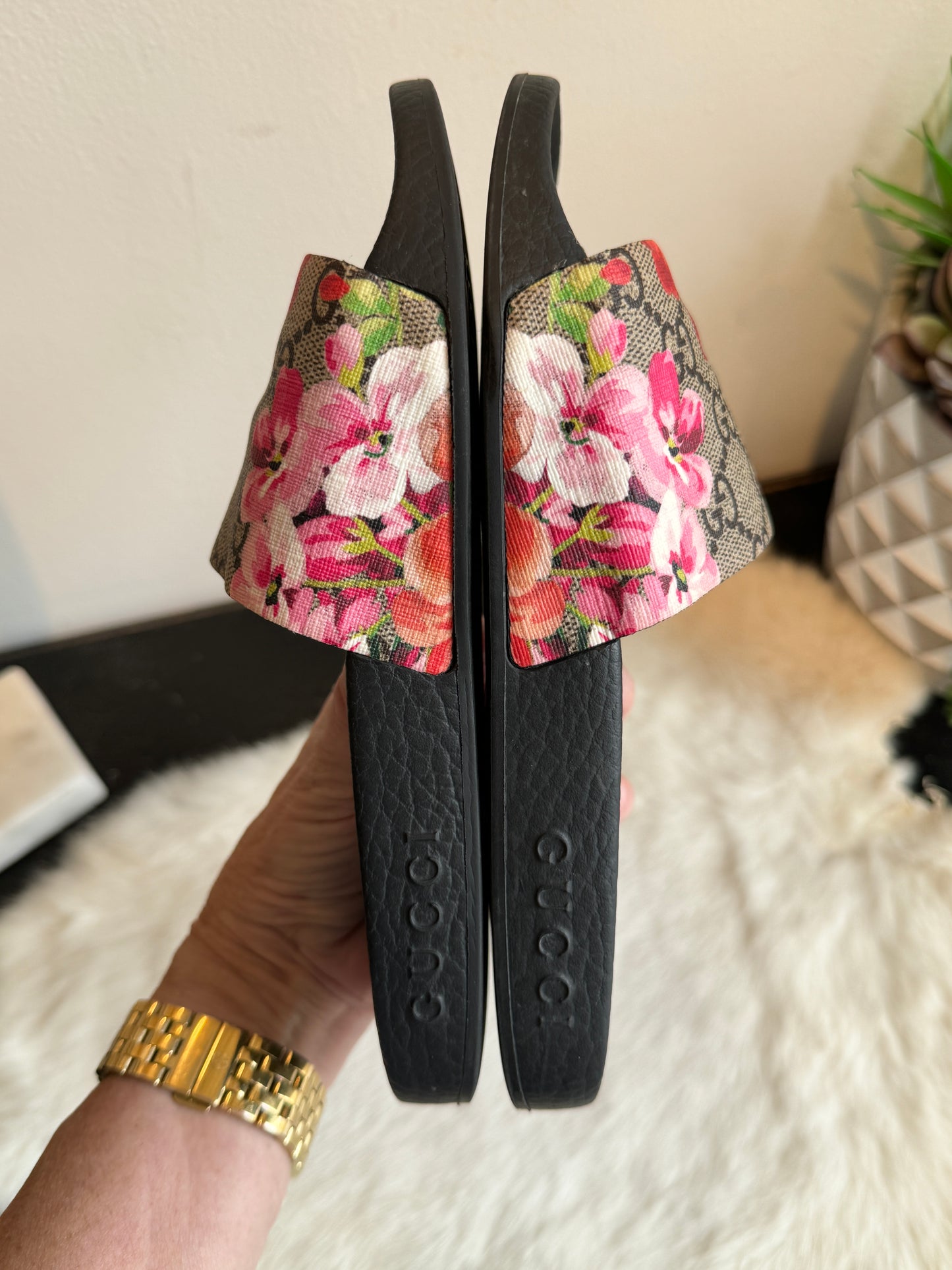 GUCCI Supreme Canvas Blooms Womens Slides 35EU