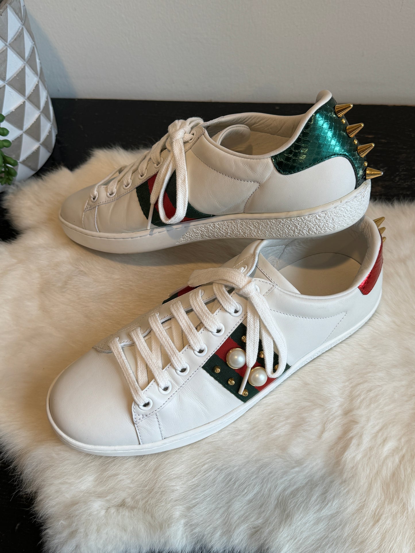 GUCCI Ace Pearl Spikes Sneakers 38EU