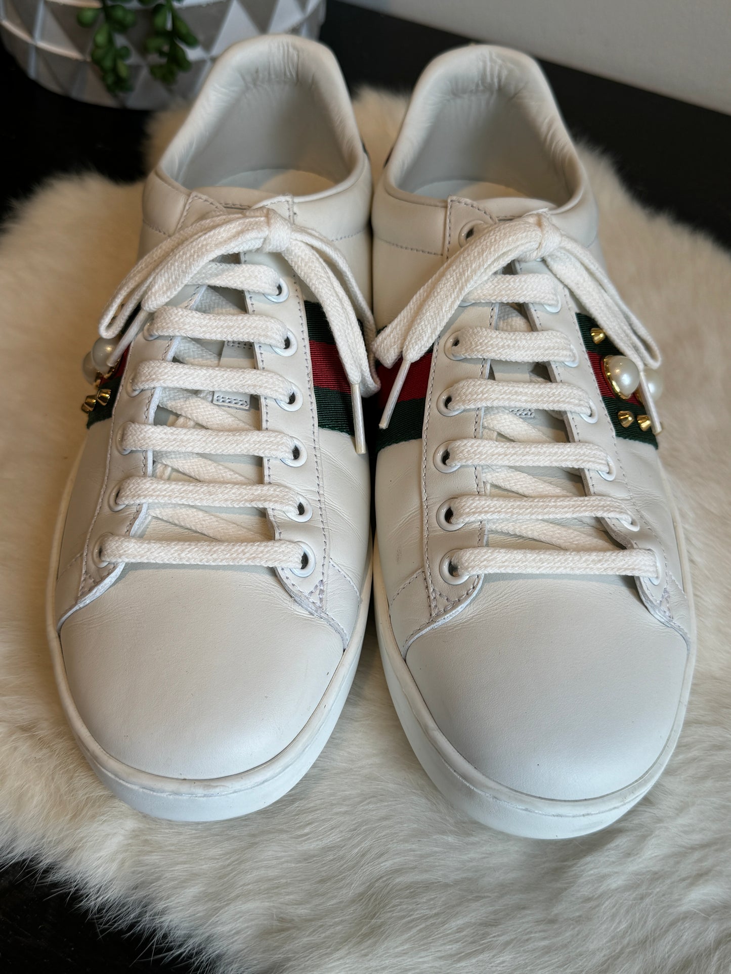 GUCCI Ace Pearl Spikes Sneakers 38EU