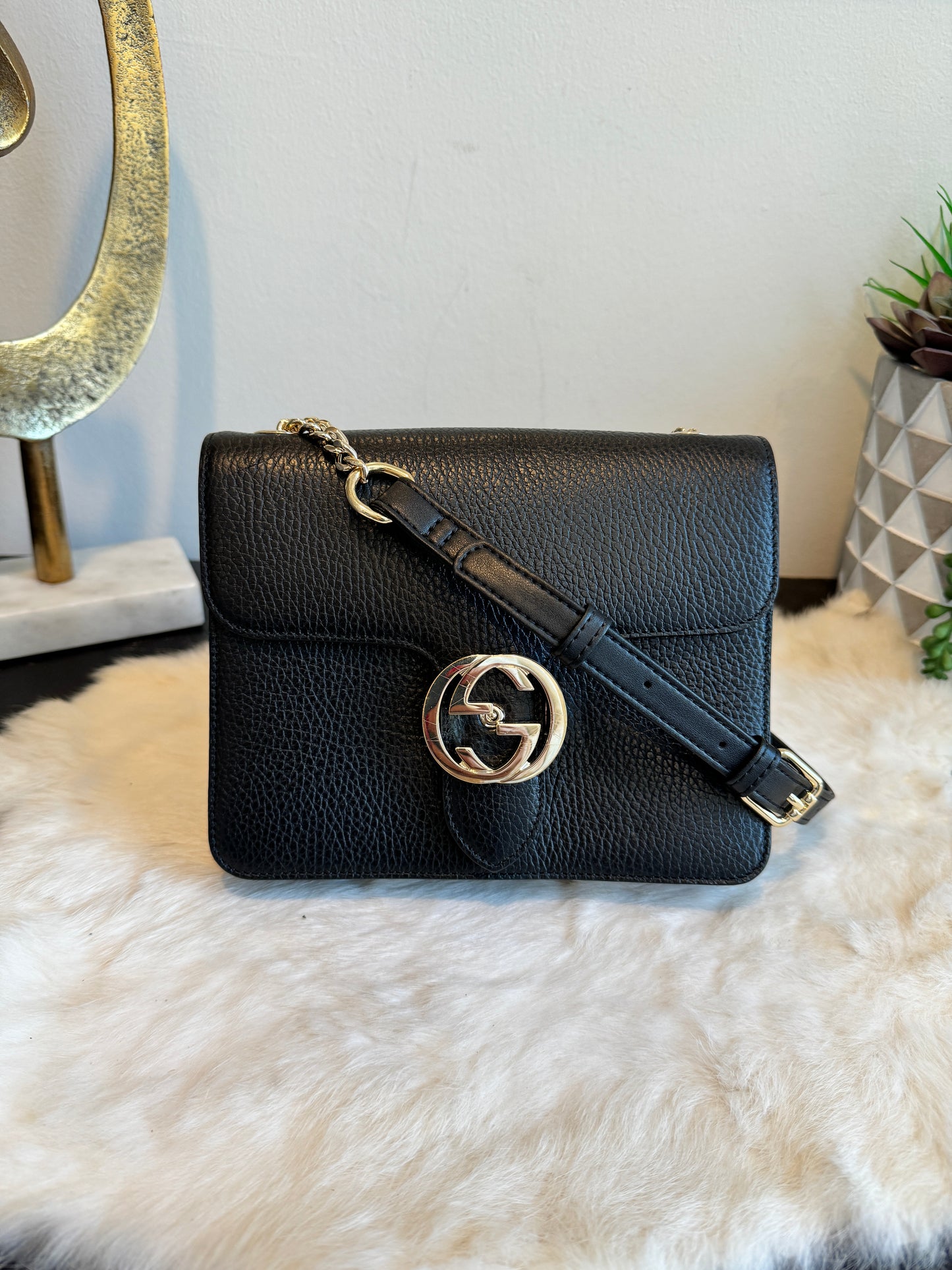 GUCCI Interlocking G Black Leather Bag