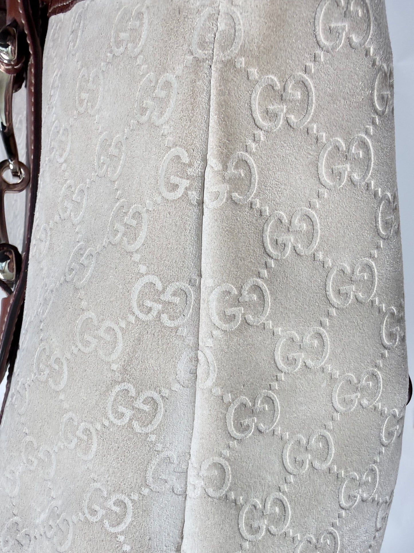 Gucci White Guccissima Suede Pelham Medium Shoulder Bag