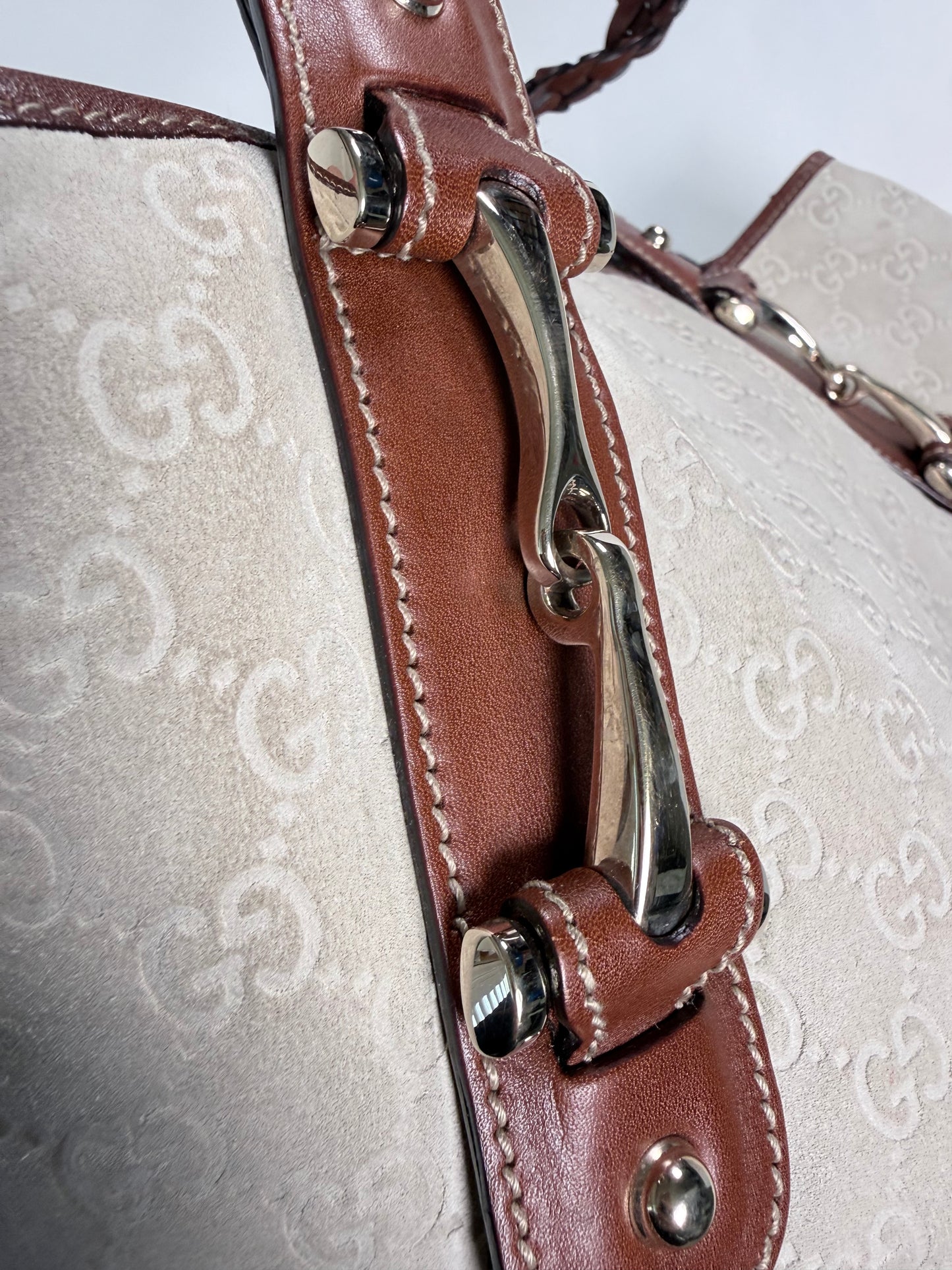Gucci White Guccissima Suede Pelham Medium Shoulder Bag