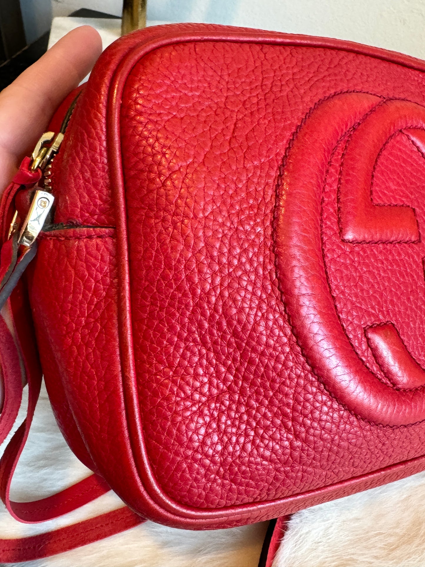 GUCCI Soho Disco Red Pebbled Camera Bag