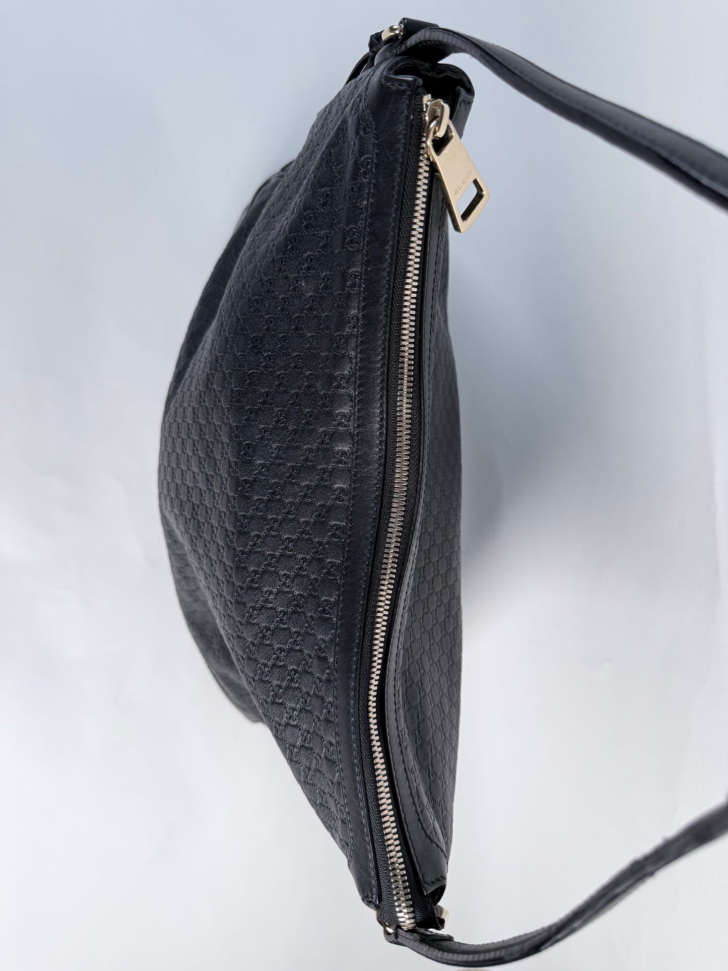GUCCI Bree Micro-Guccissima Signature Black Large Hobo