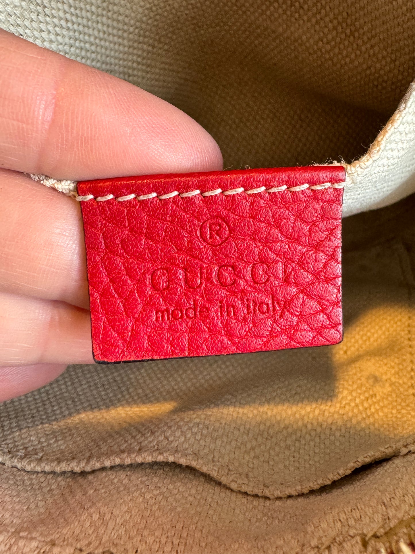 GUCCI Soho Disco Red Pebbled Camera Bag