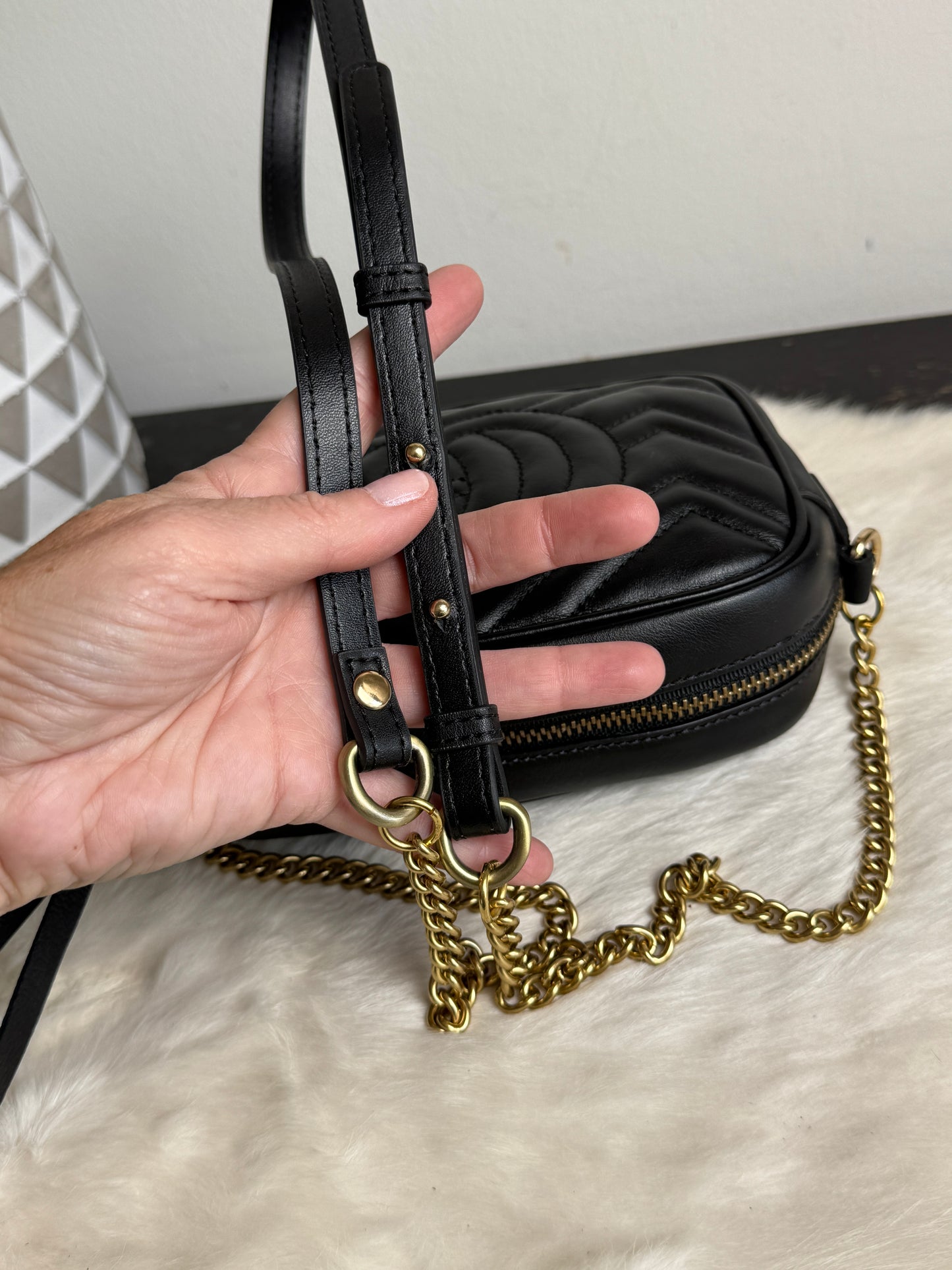 GUCCI Mini Marmont Camera Bag Black