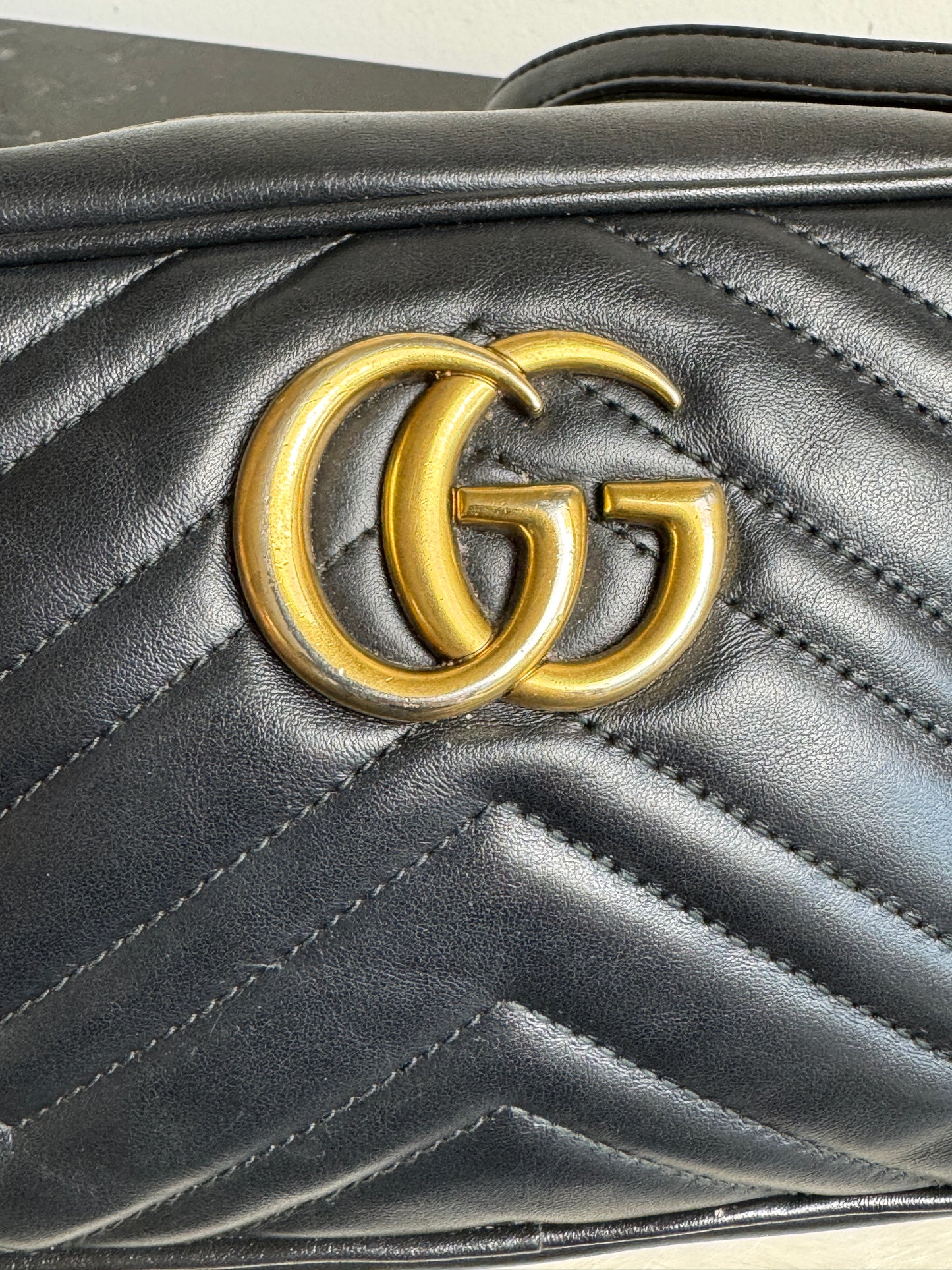 GUCCI Black Leather GG Marmont Small Camera Bag