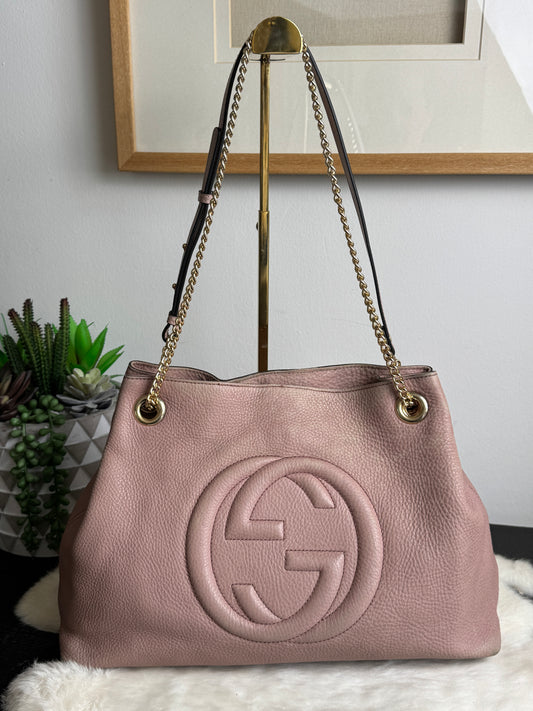 GUCCI Soho Lt Pink Pebbled Chain Hobo Bag