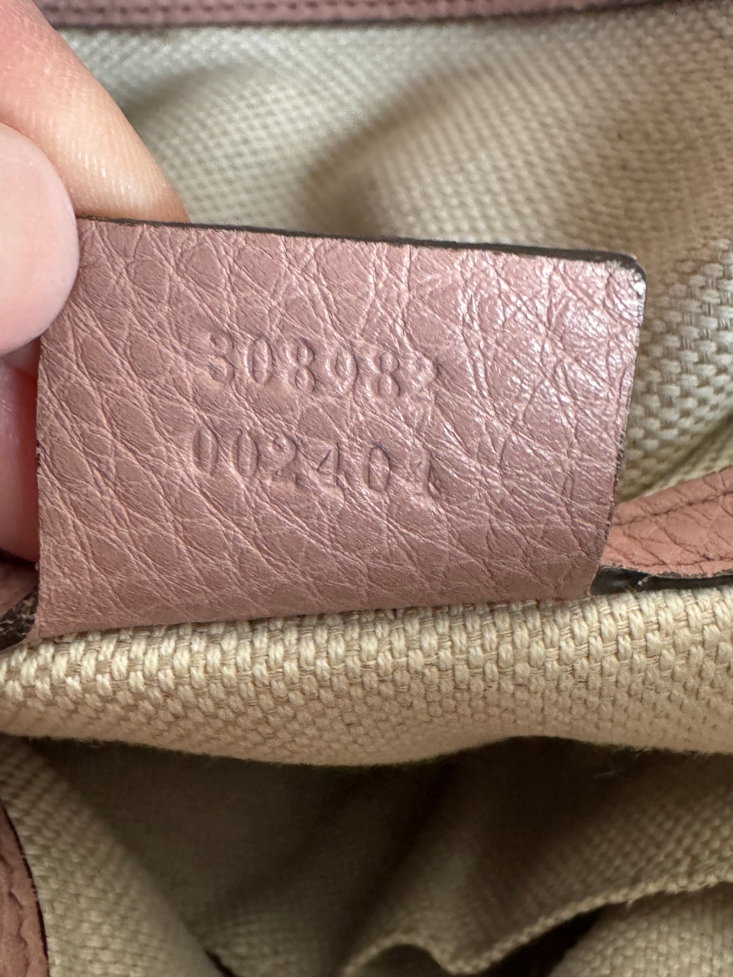 GUCCI Soho Lt Pink Pebbled Chain Hobo Bag