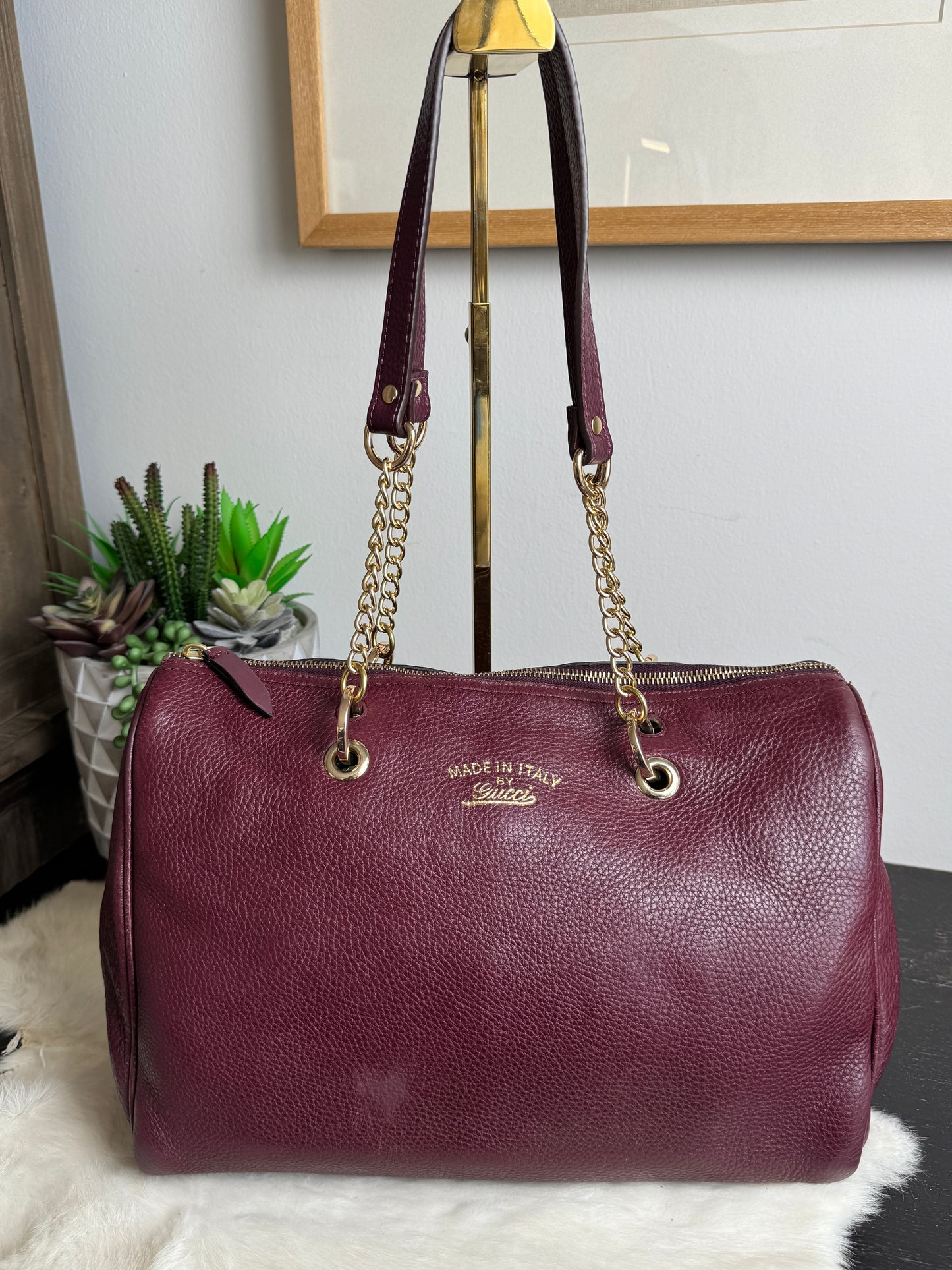 GUCCI Bordeaux Plum Pebbled Chain Boston Bag