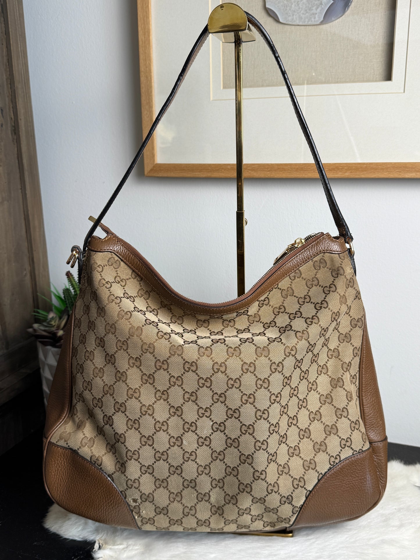 GUCCI GG Canvas Beige Bree Hobo