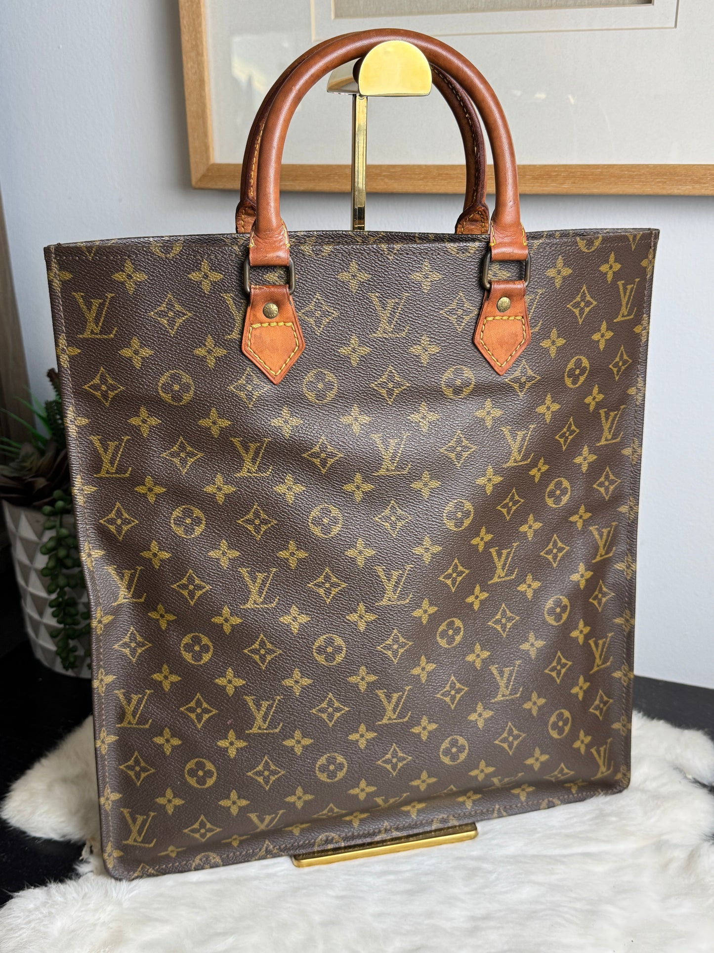 Louis Vuitton Monogram Sac Plat Shopper