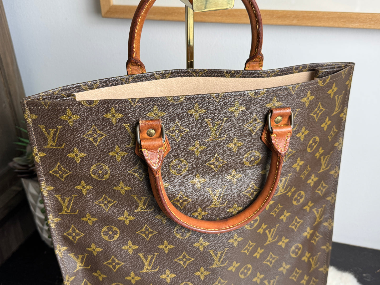 Louis Vuitton Monogram Sac Plat Shopper