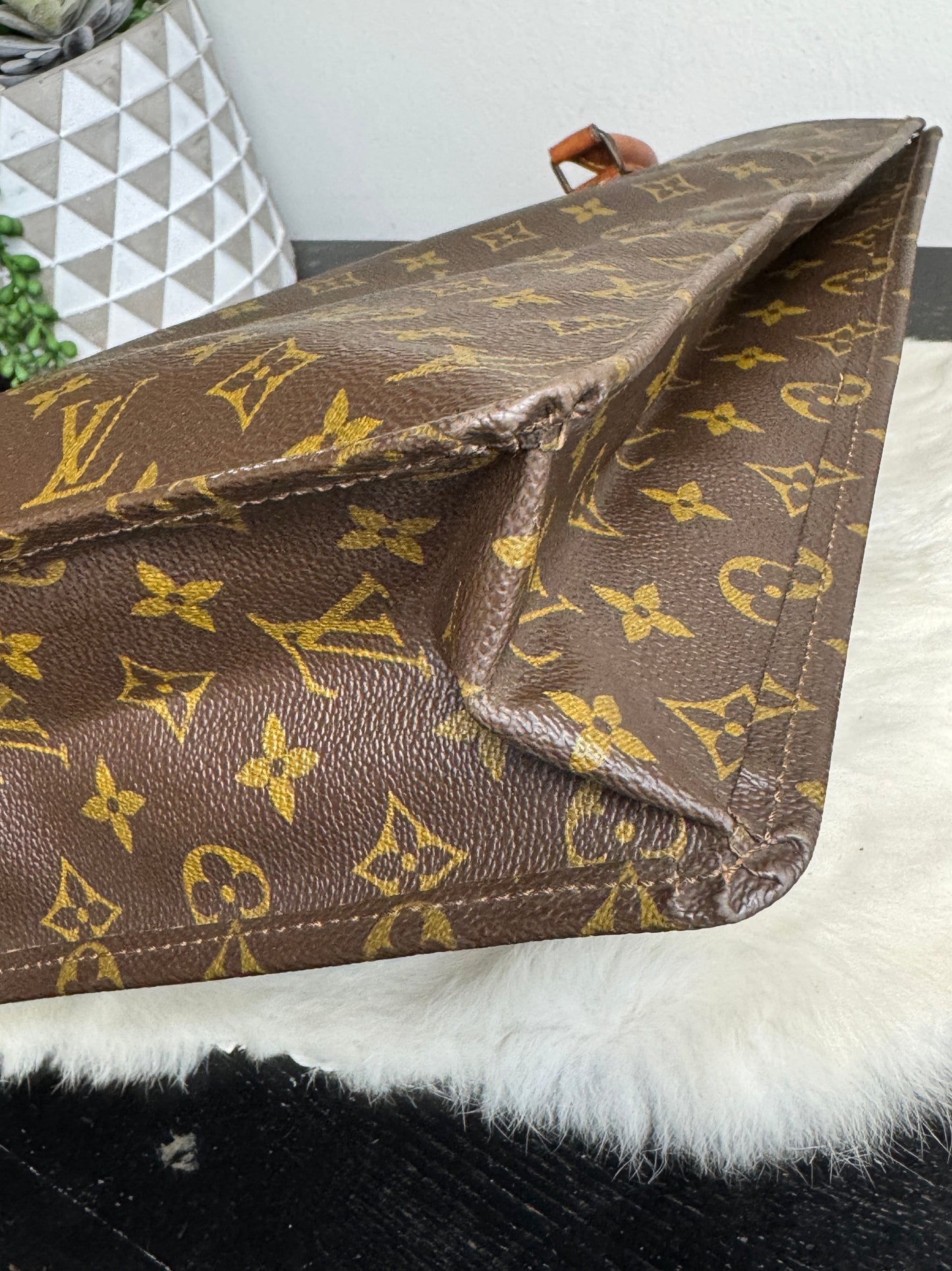 Louis Vuitton Monogram Sac Plat Shopper