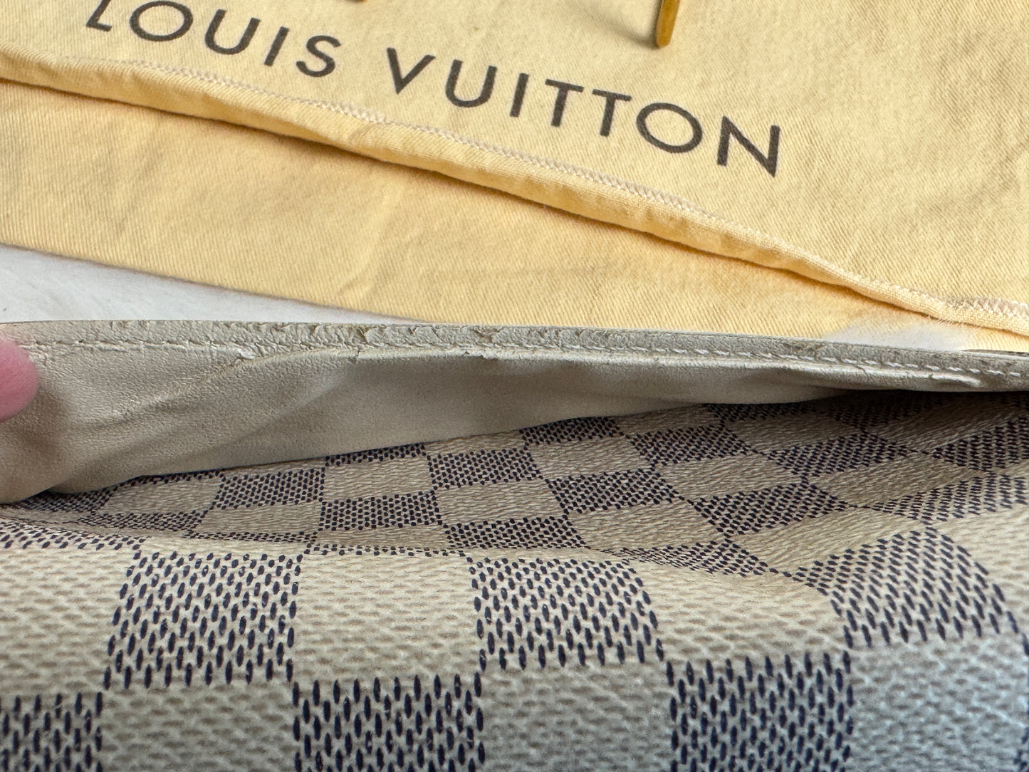 Louis Vuitton Sarah Damier Azur Wallet