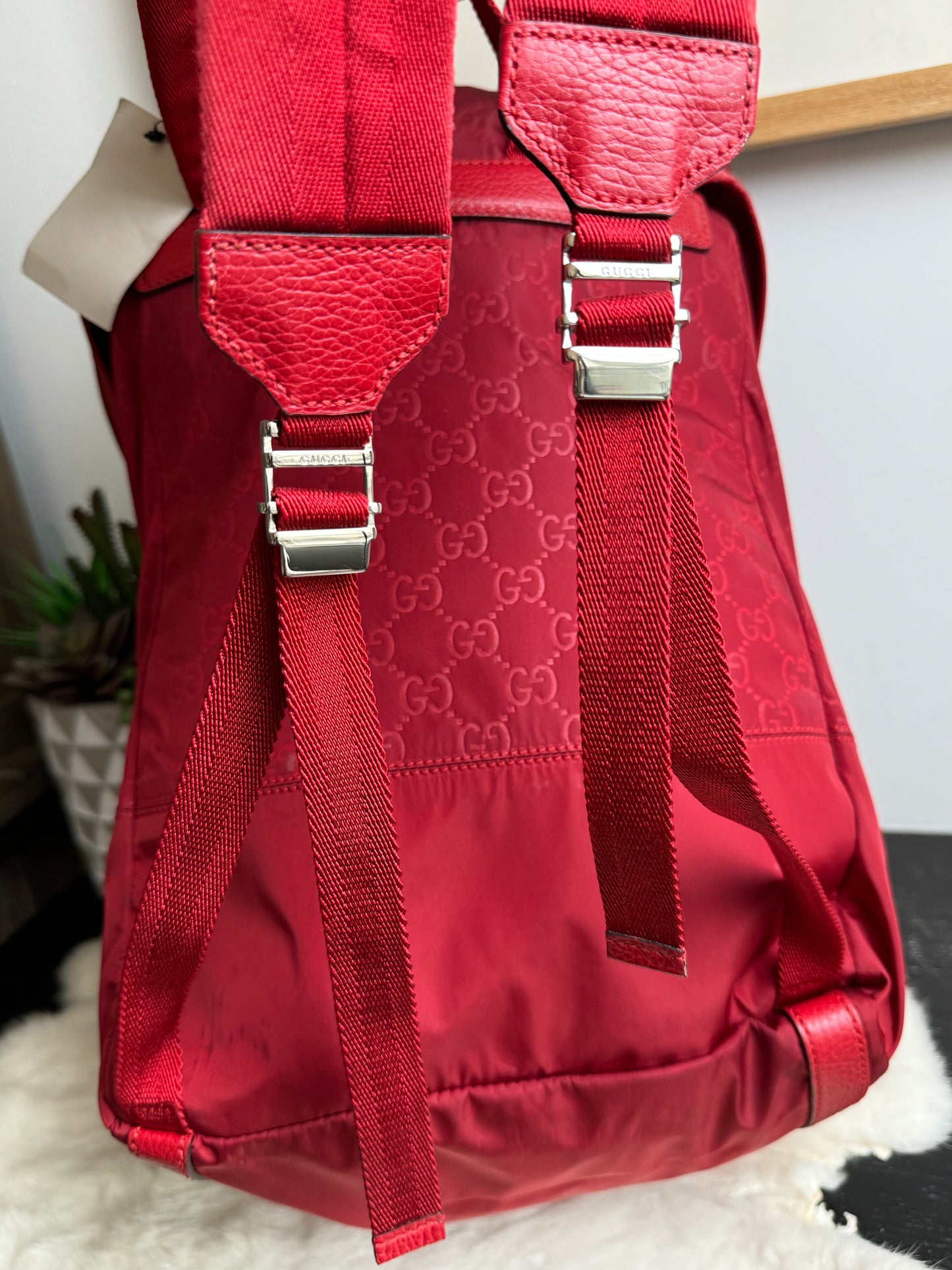 GUCCI Red Nylon Guccissima Travel Backpack