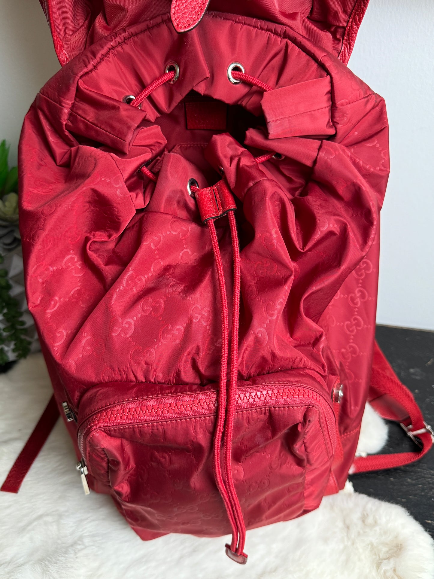 GUCCI Red Nylon Guccissima Travel Backpack