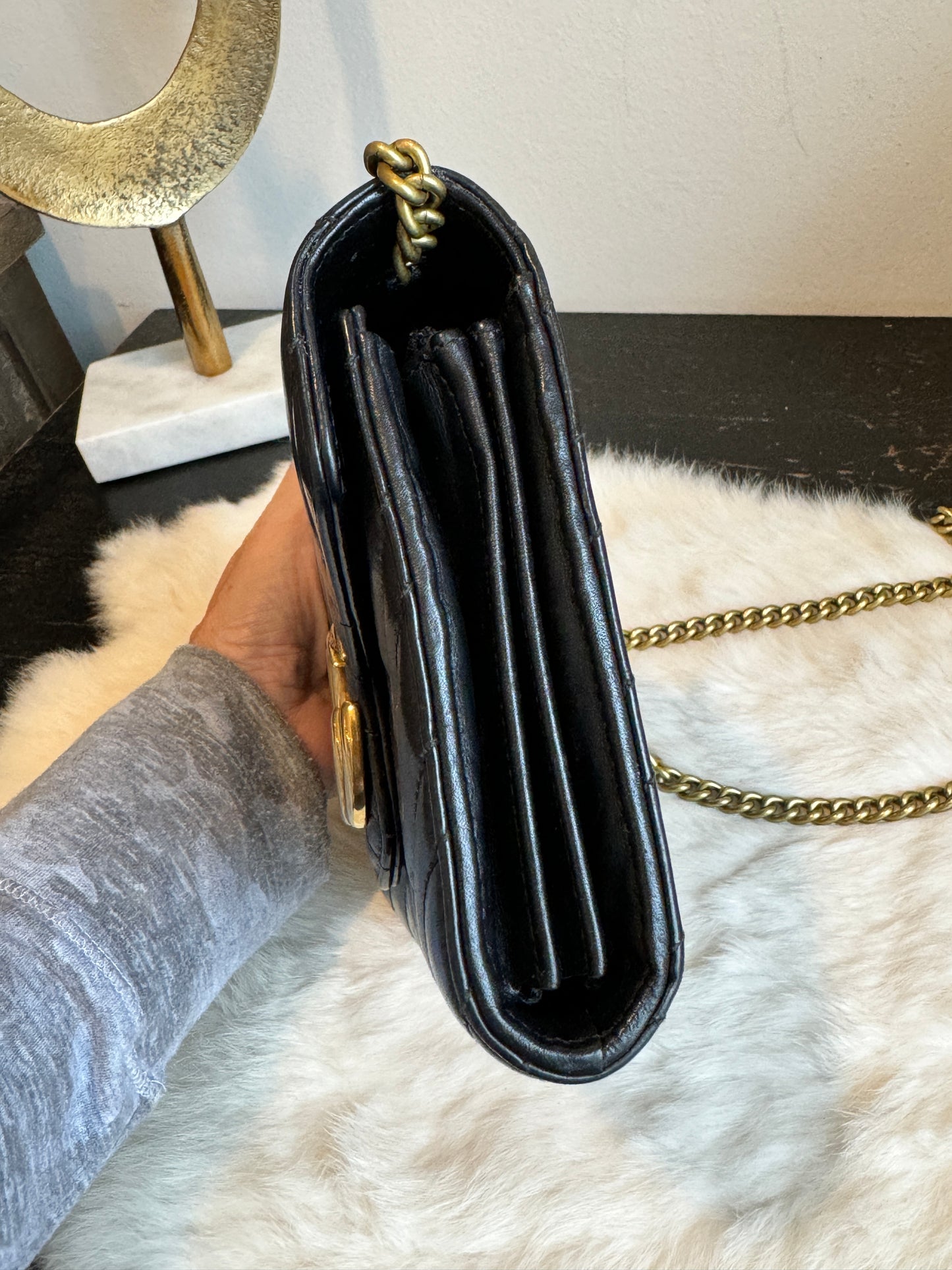 GUCCI Calfskin Matelasse GG Marmont Wallet on Chain Black