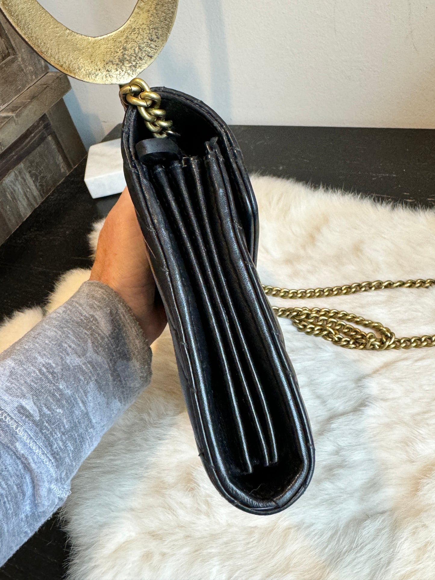 GUCCI Calfskin Matelasse GG Marmont Wallet on Chain Black