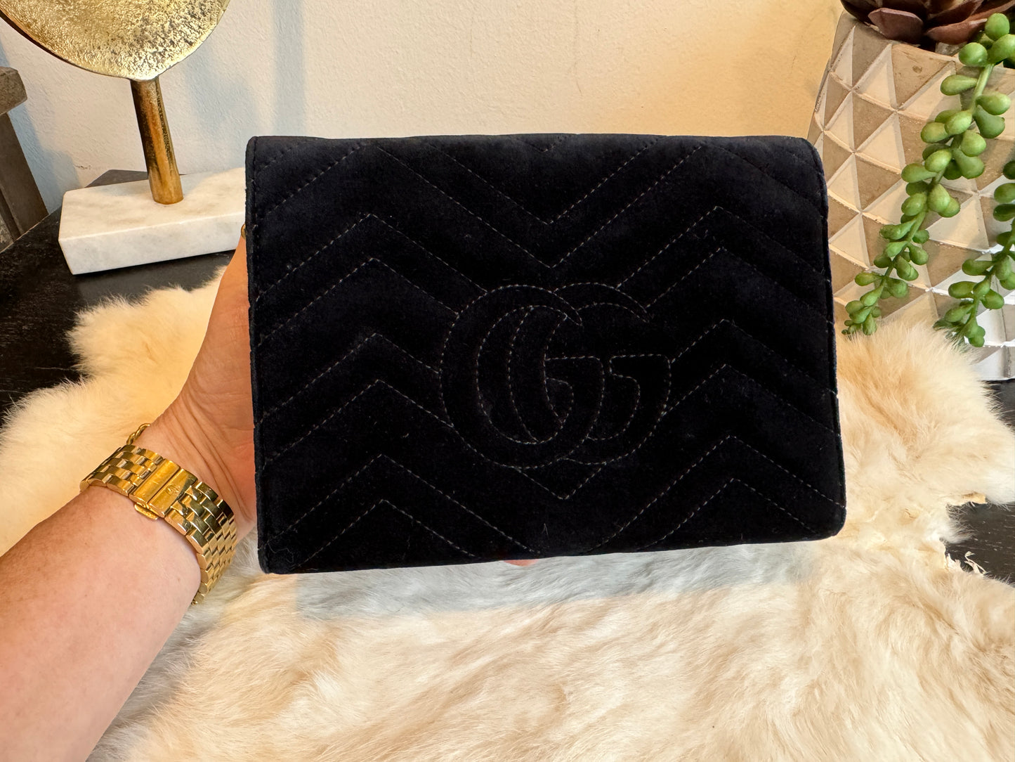 GUCCI Velvet GG Marmont Wallet on Chain Black