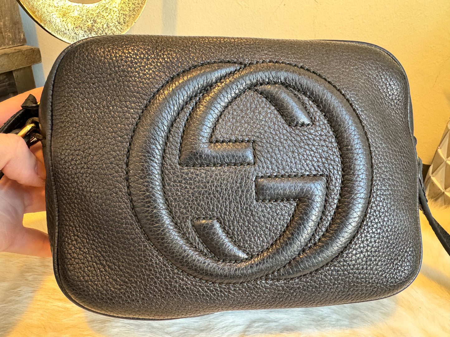 GUCCI Soho Disco Black Pebbled Camera Bag