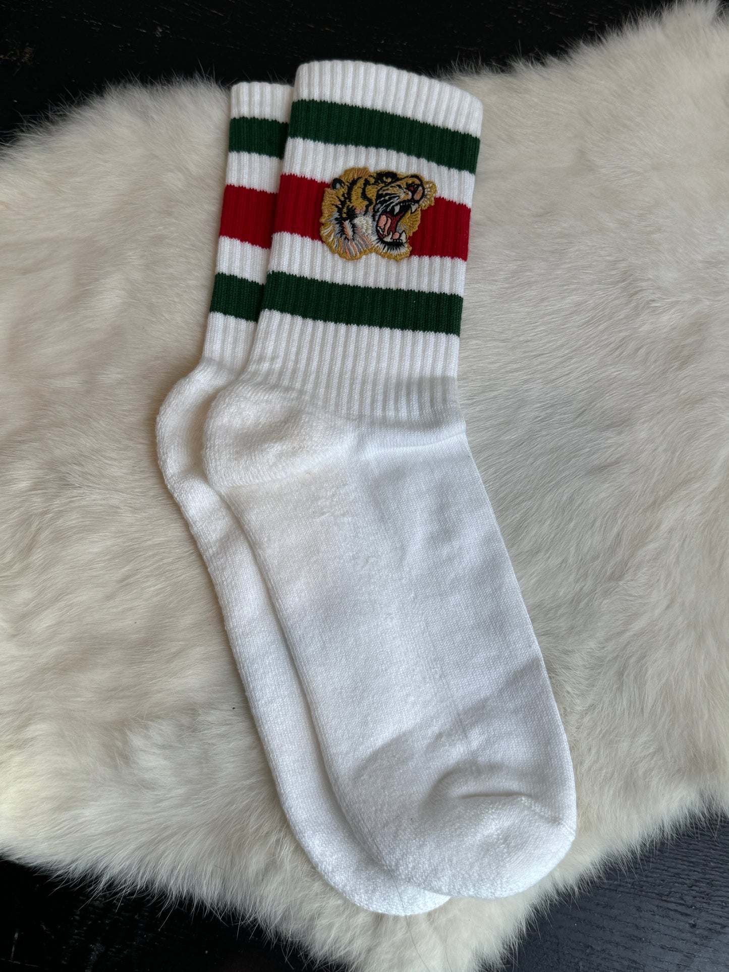 GUCCI Tiger Calf SOCKS Large