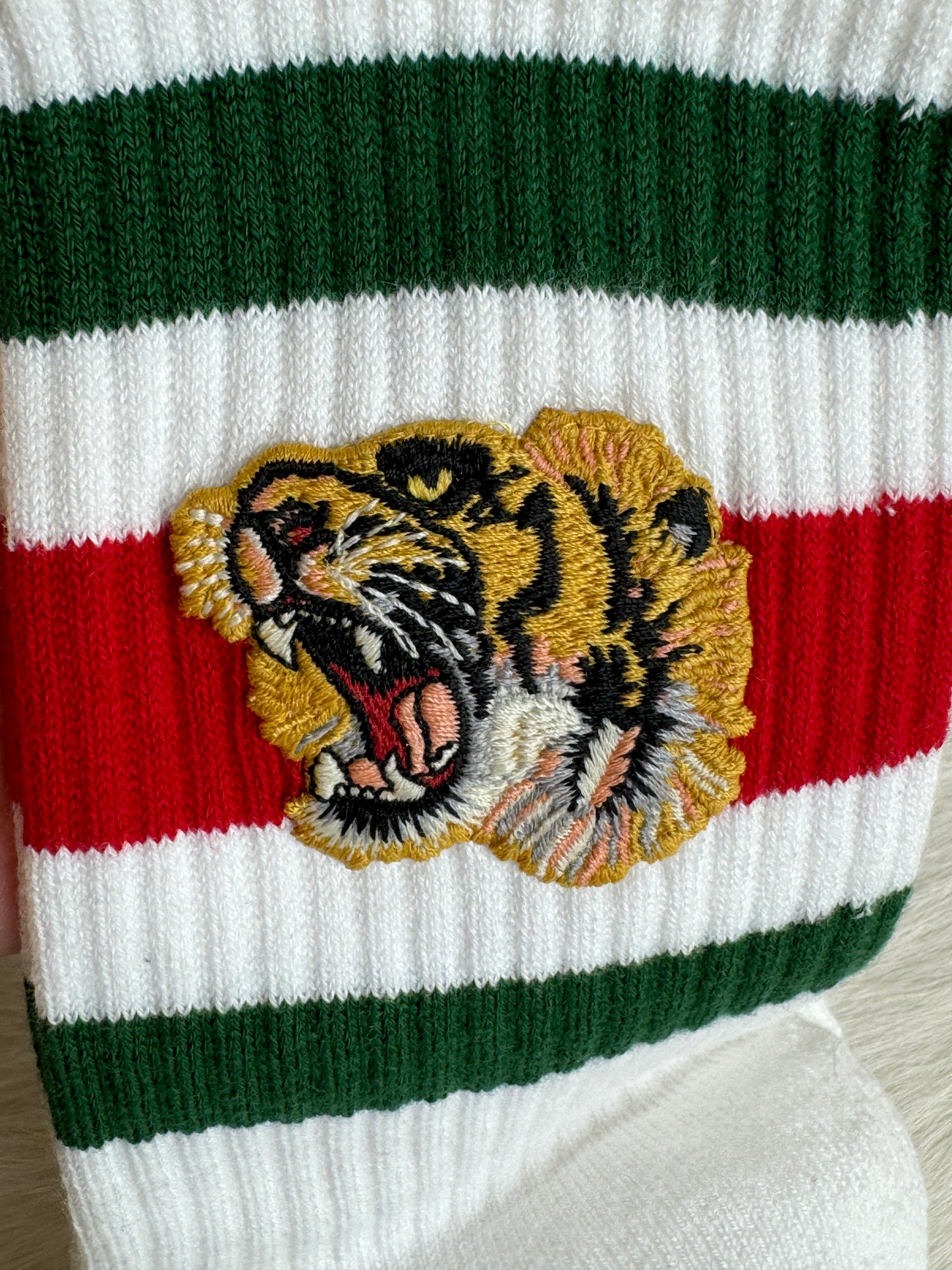 GUCCI Tiger Calf SOCKS Large