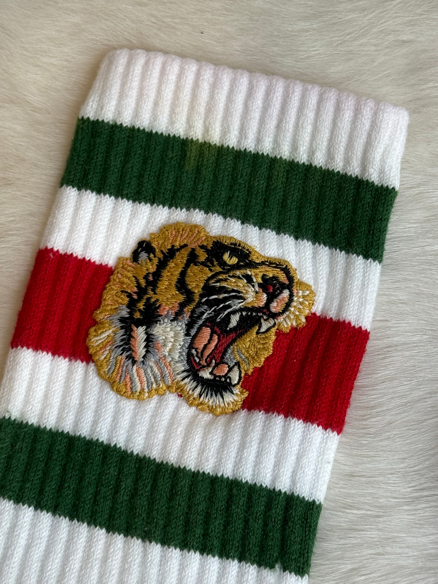 GUCCI Tiger Calf SOCKS Med.