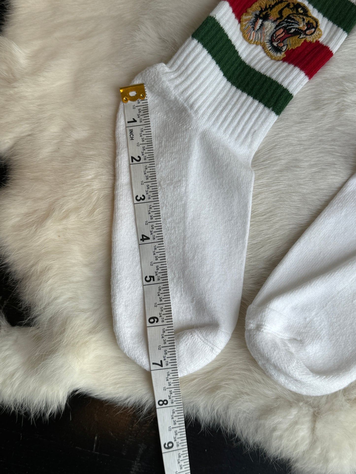 GUCCI Tiger Calf SOCKS Med.