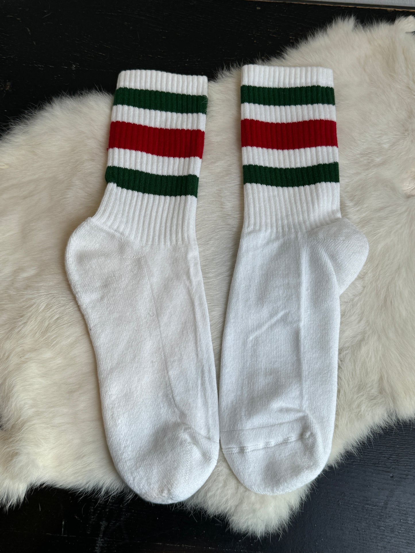 GUCCI Tiger Calf SOCKS Large