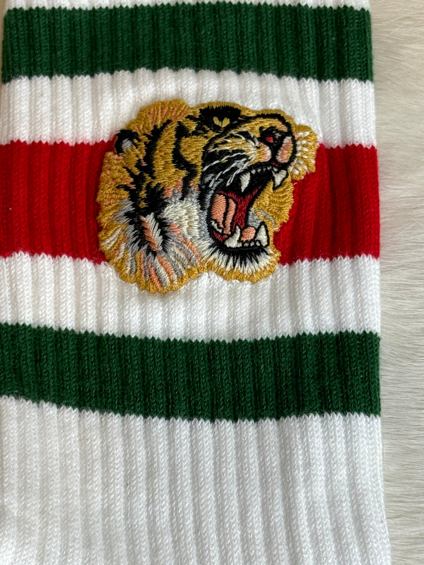 GUCCI Tiger Calf SOCKS Large