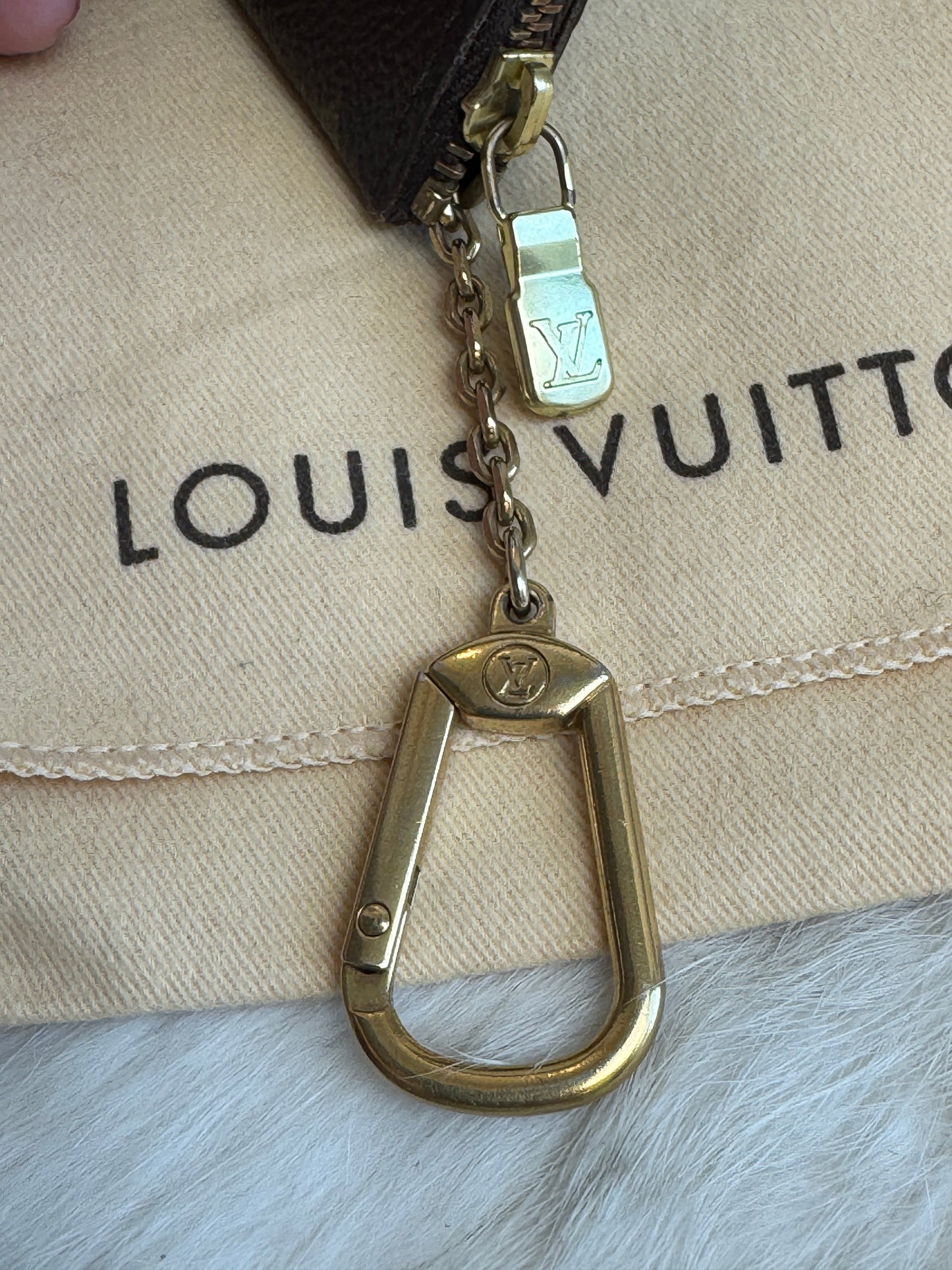 Louis Vuitton Monogram Pochette Key Cles Coin Purse