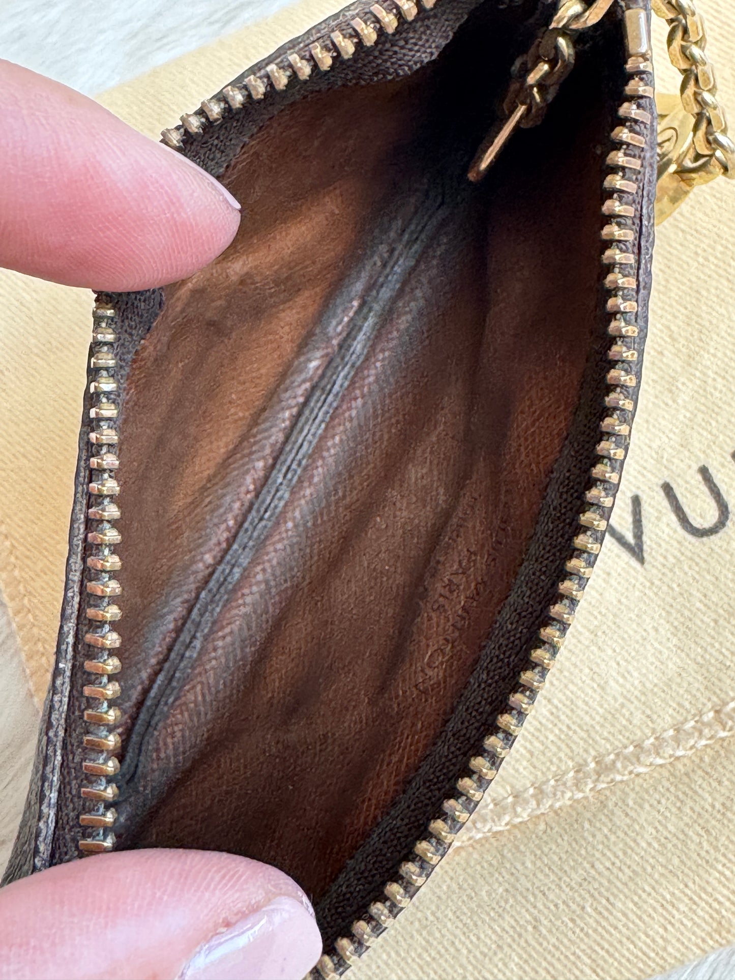 Louis Vuitton Monogram Pochette Key Cles Coin Purse