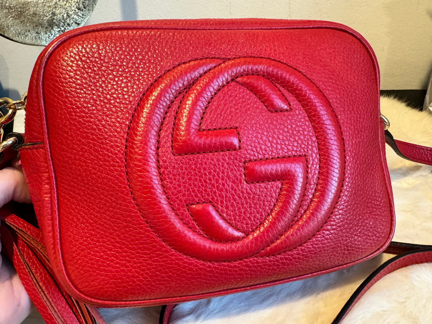 GUCCI Soho Disco Red Pebbled Camera Bag