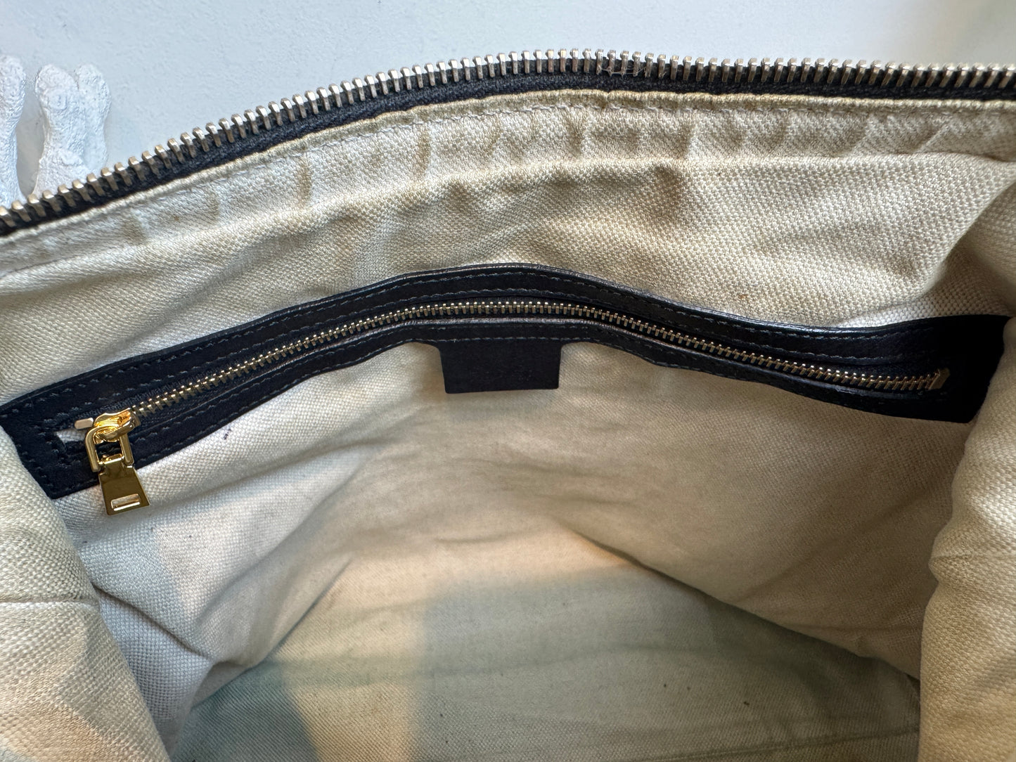 GUCCI Black Guccissima Leather Miss GG Original Hobo Bag