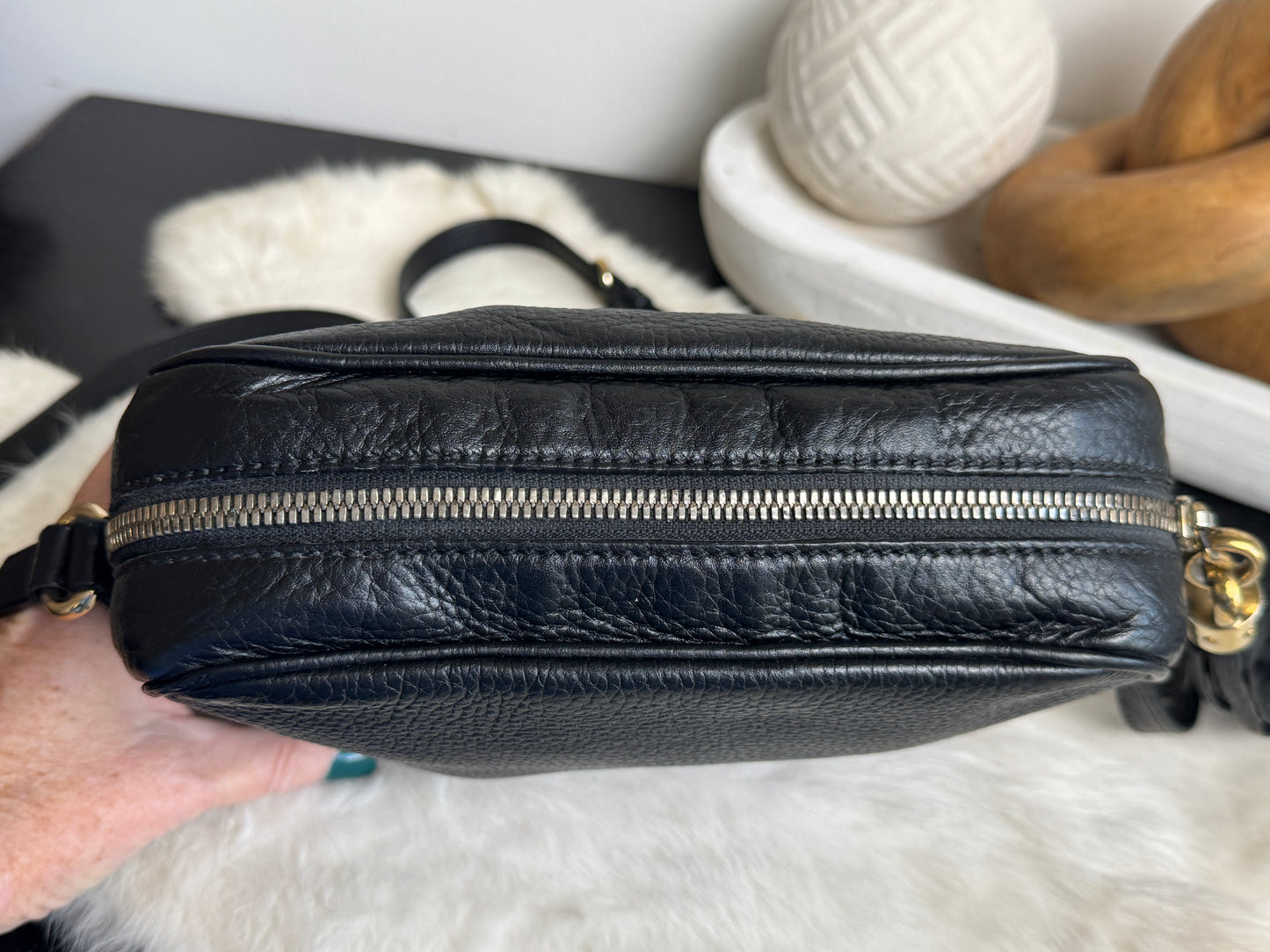 GUCCI Soho Disco Black Pebbled Camera Bag