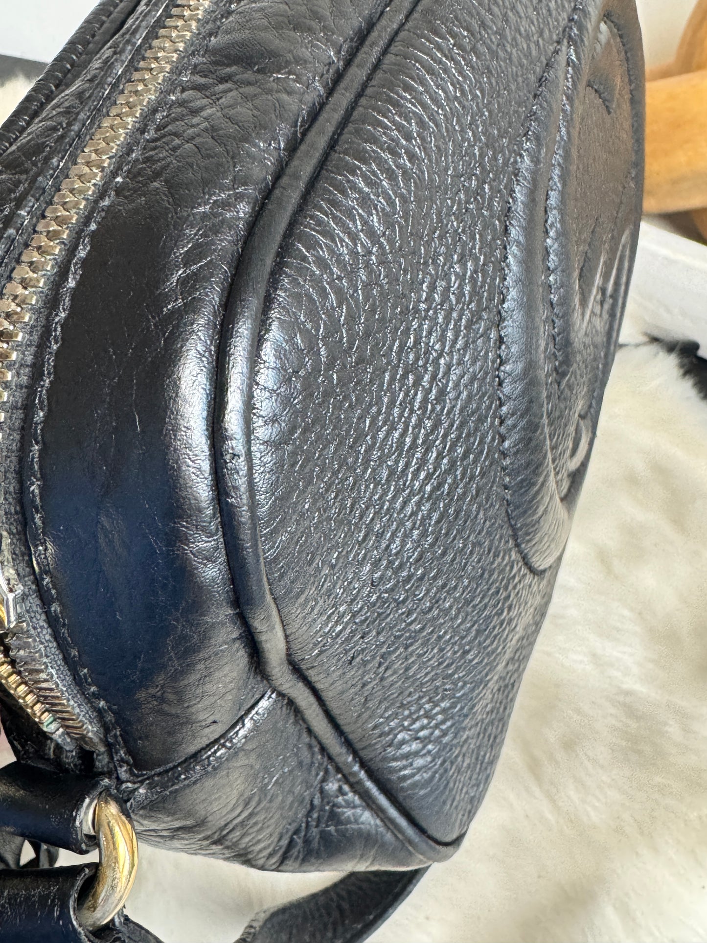 GUCCI Soho Disco Black Pebbled Camera Bag