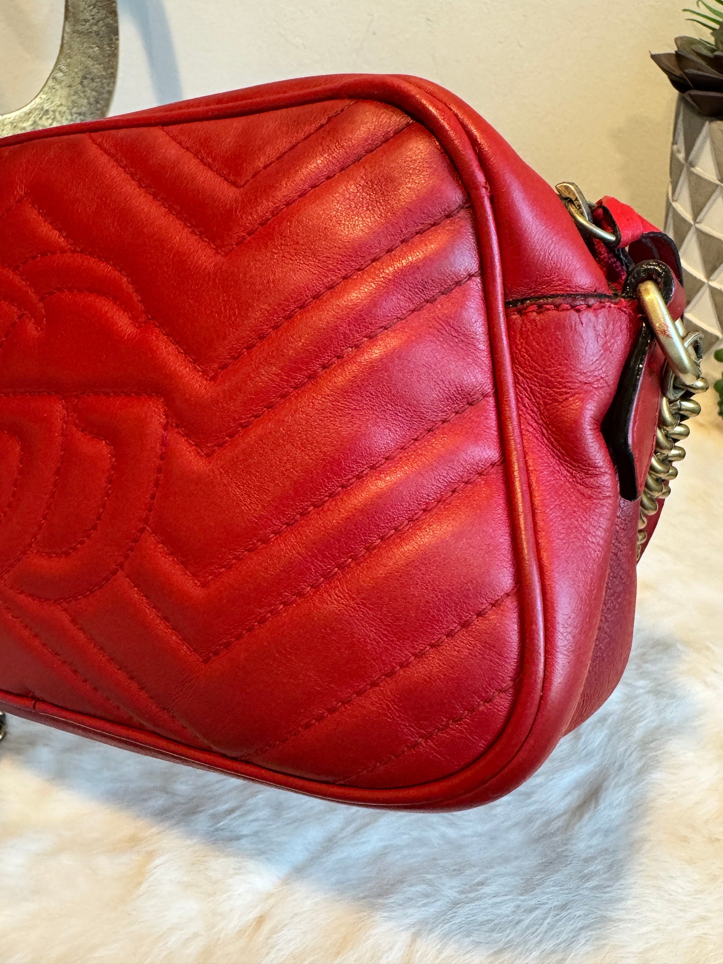 GUCCI Red Leather GG Marmont Small Camera Bag