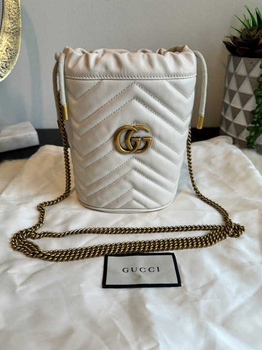 GUCCI Cream Leather GG Marmont Mini Bucket Bag