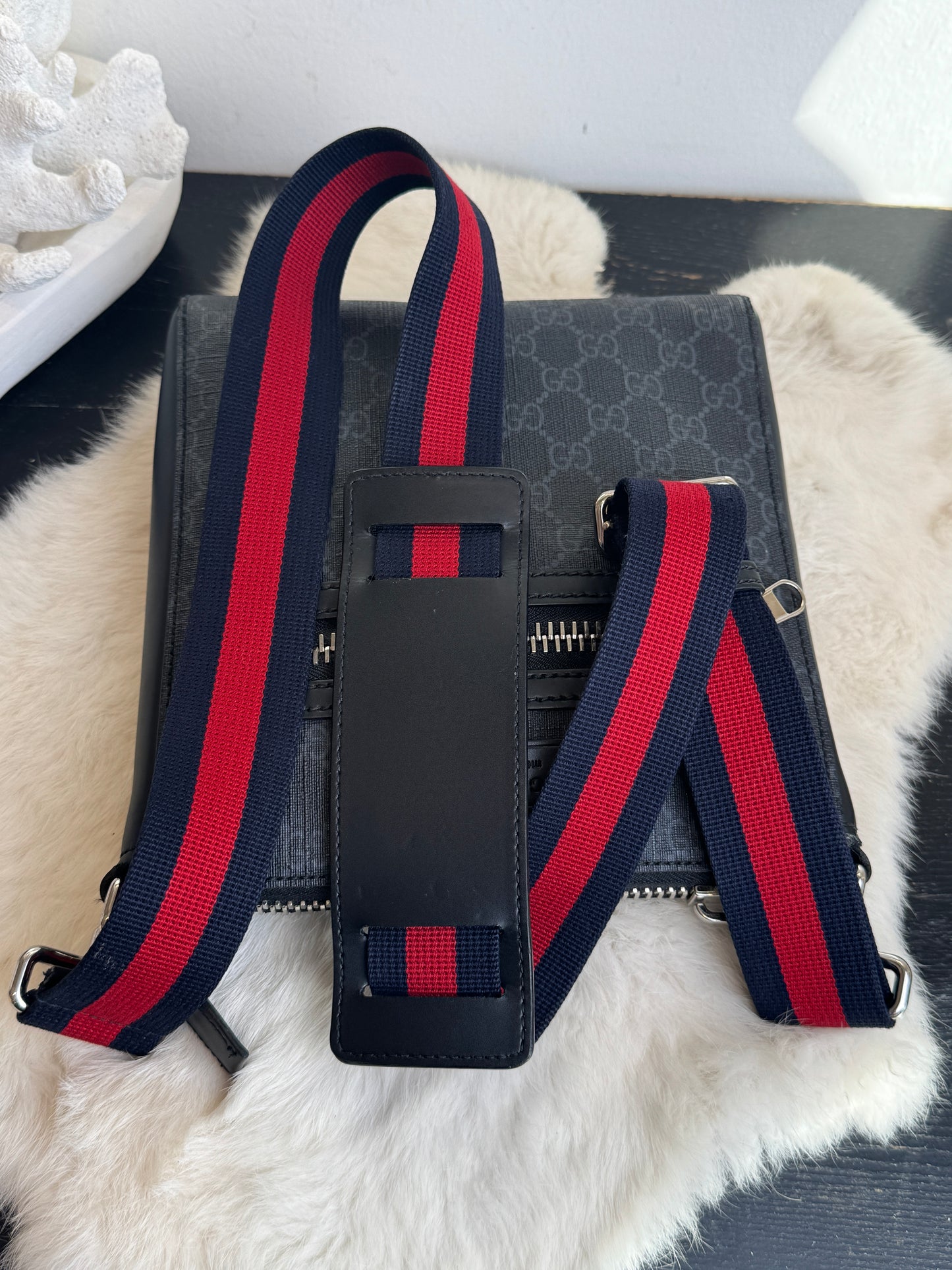 GUCCI Supreme Monogram Web Small Flat Messenger Bag Black