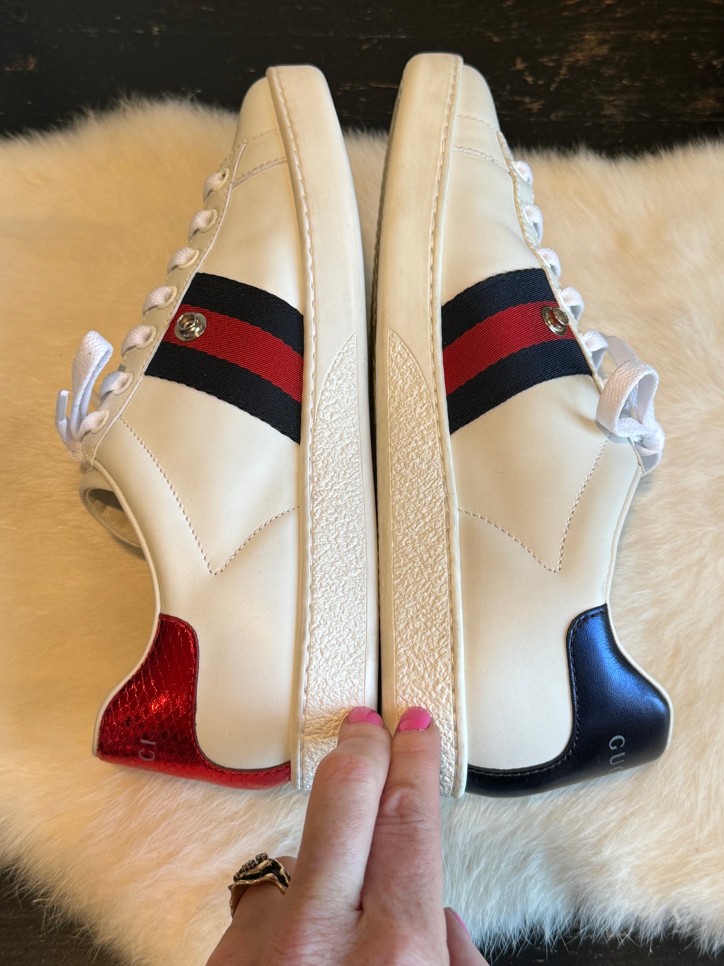 Gucci Ace Navy/Red Web Sneakers (37EU/37.5EU)