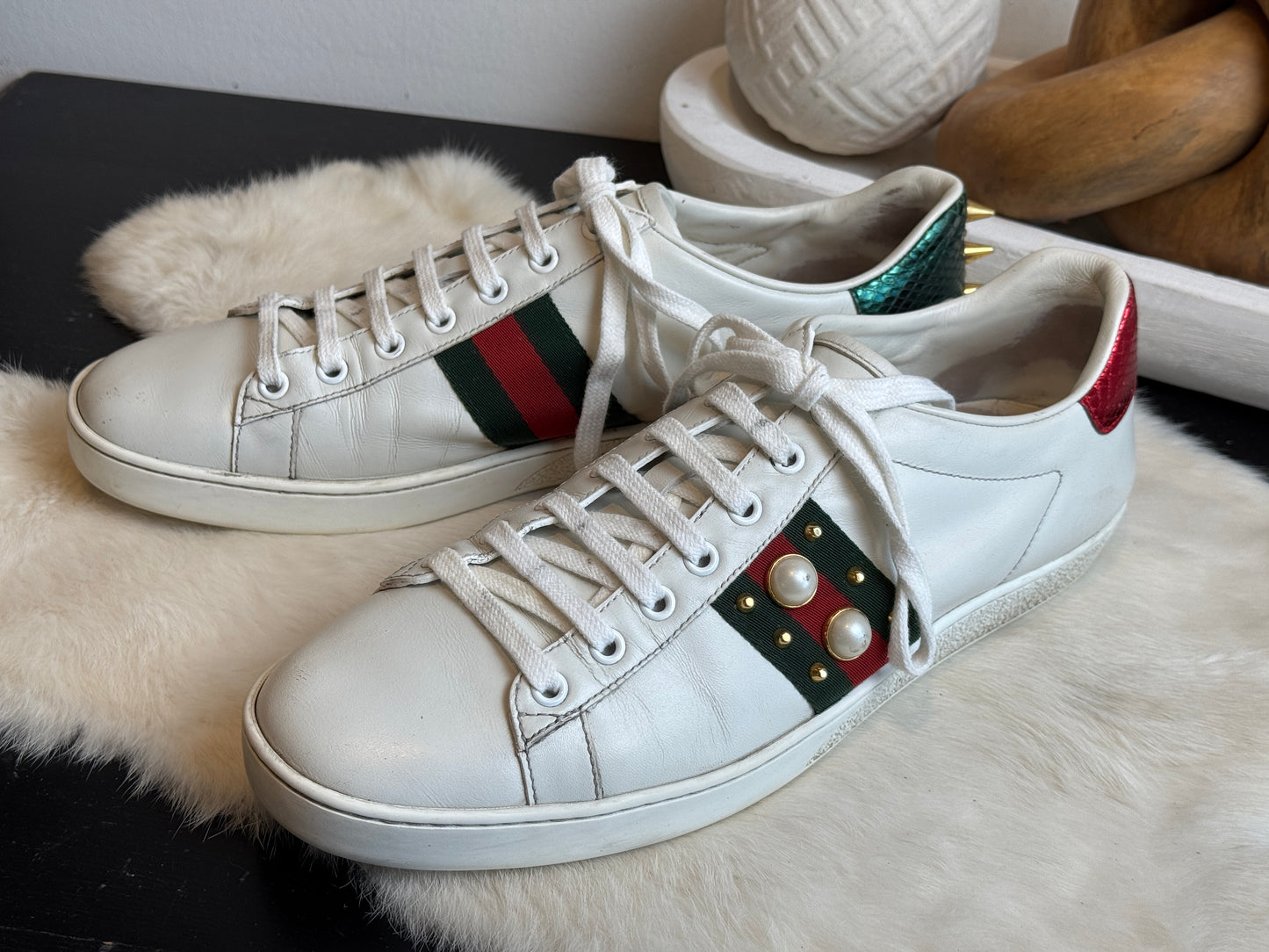 GUCCI Ace Pearl Spikes Sneakers Size 41EU