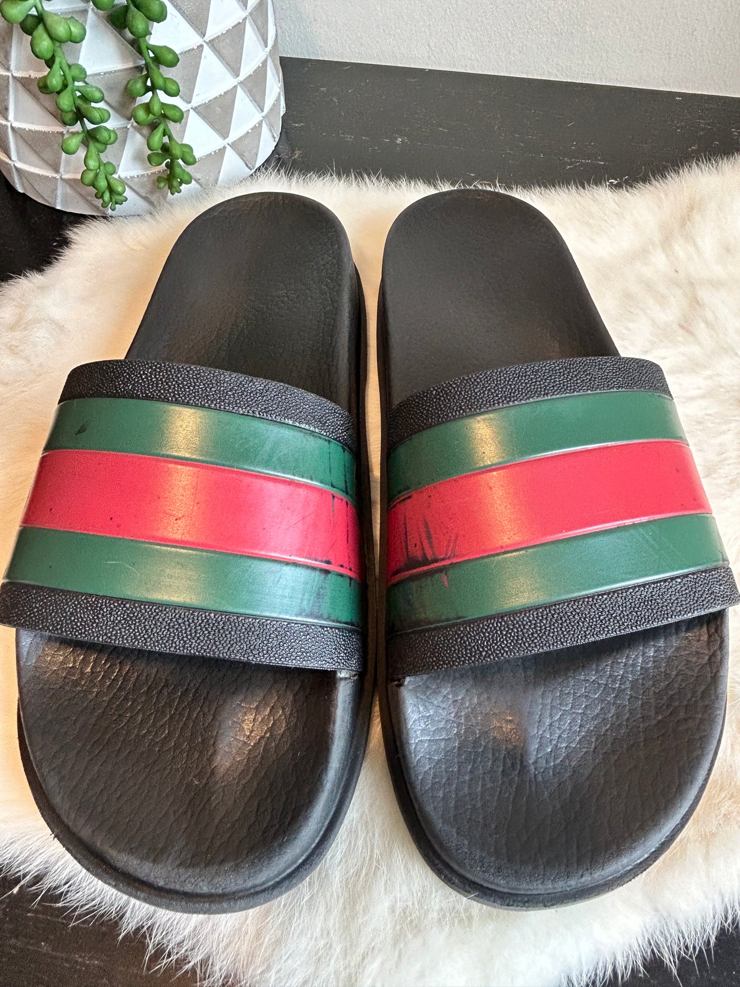 GUCCI Pursuit Web Logo Black 8EU (41EU)