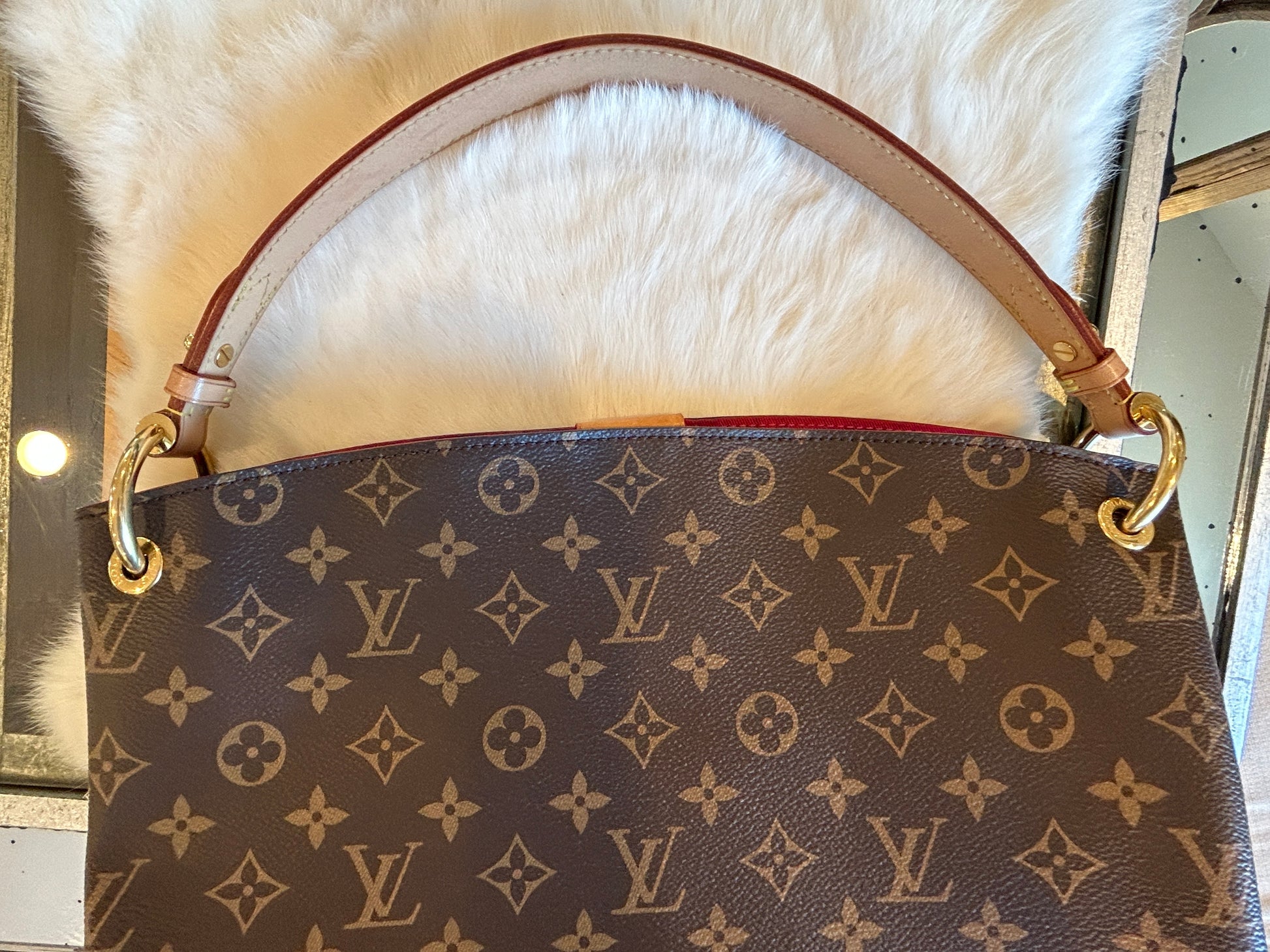 Louis Vuitton Graceful PM Monogram with Peony Pink Interior