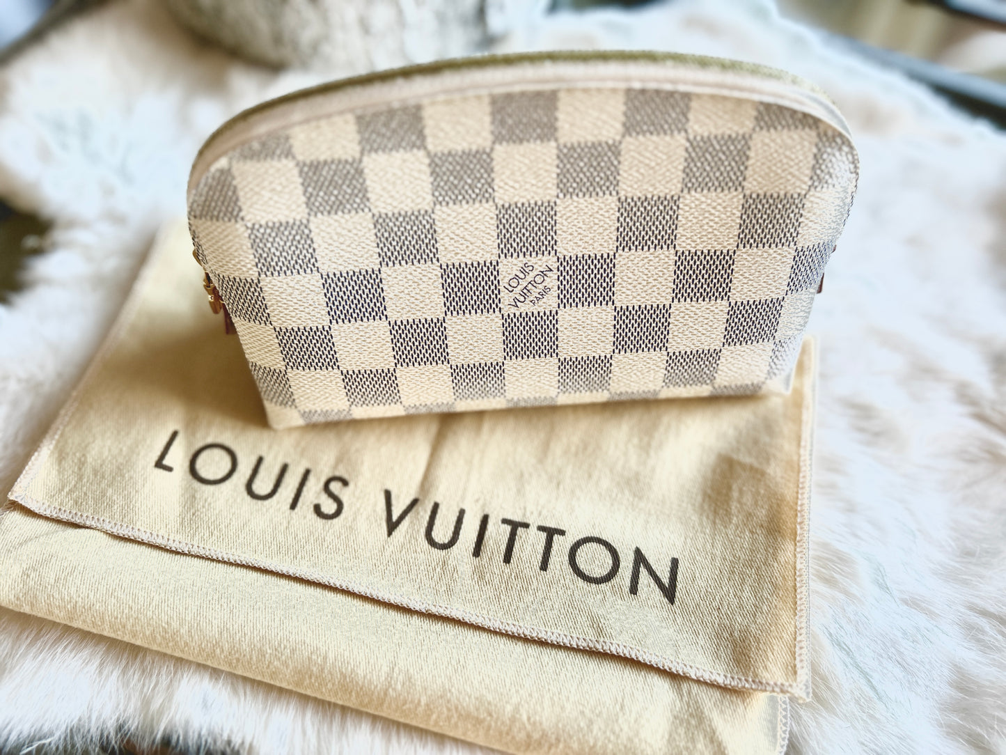 Like New! NEVER USED Louis Vuitton Monogram Damier Azur Cosmetic Pouch –  Ascherman Home