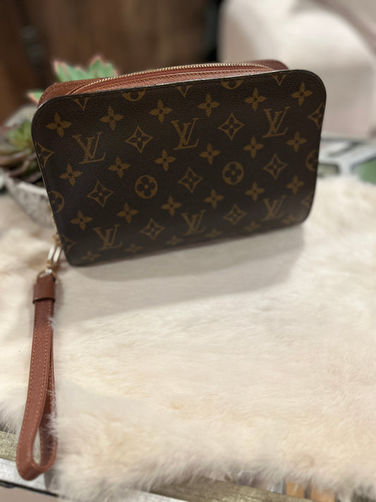 Louis Vuitton Monogram Orsay Clutch